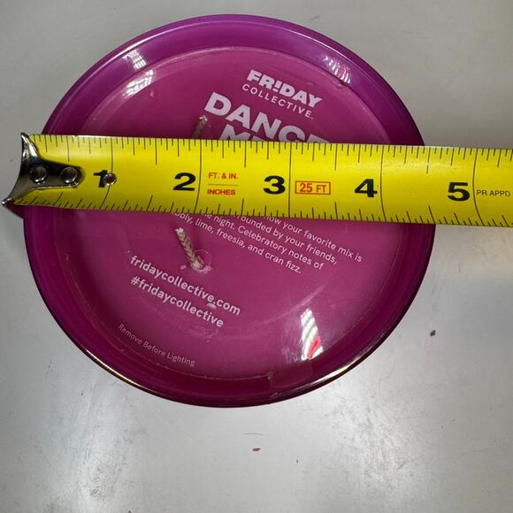 Yankee Candle Friday Collective Three-Wick Candle - Dance Mix - Picture 4 of 5